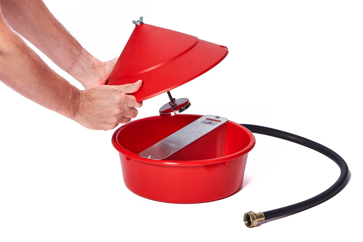 5 Quart Automatic Poultry Waterer with Cover Q581