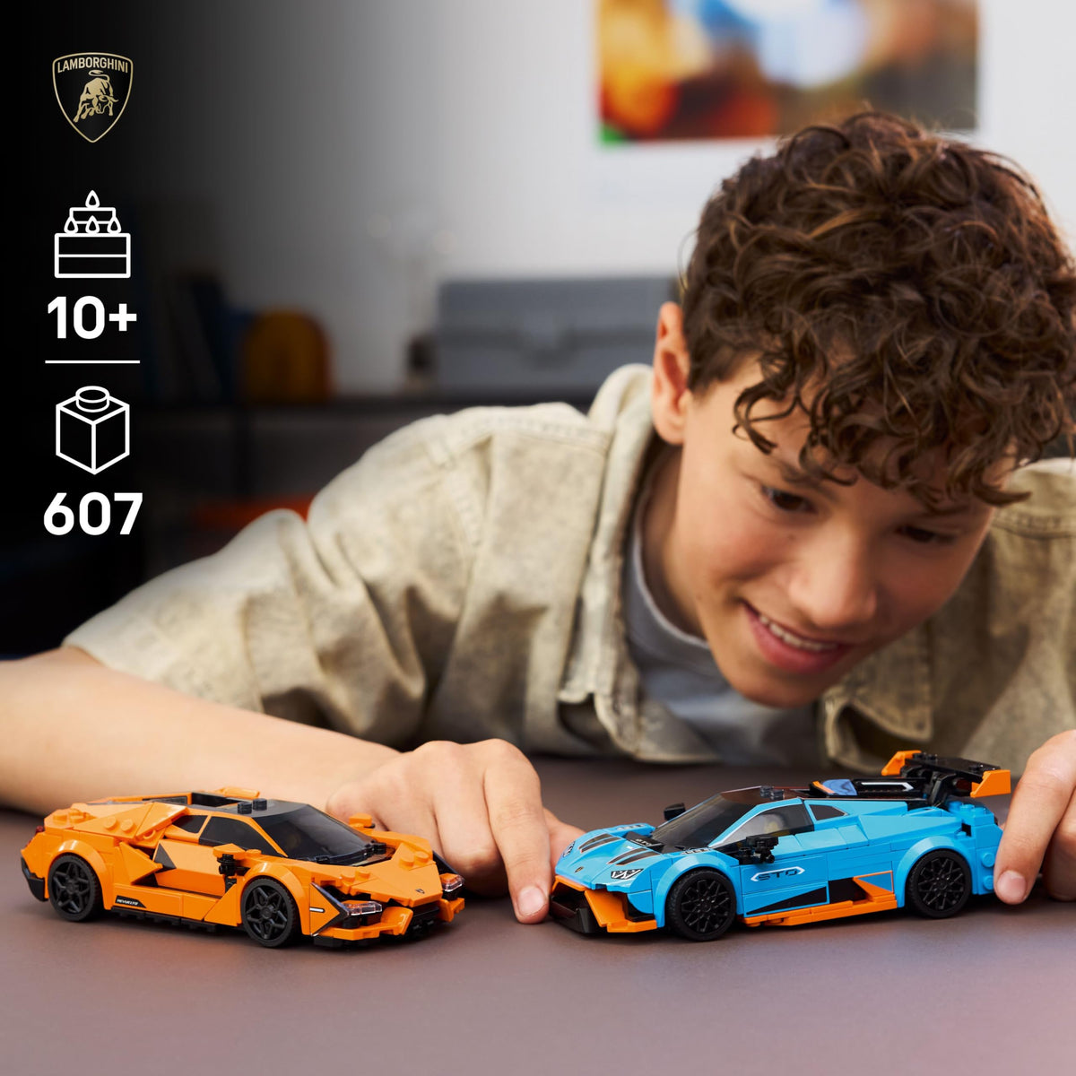 Building Toy Model Car Kit F293647
