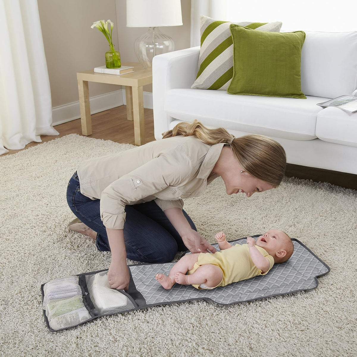 Pack and Play Playard with Portable Changing Station L8101